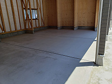 お庭全体に土間コンクリート