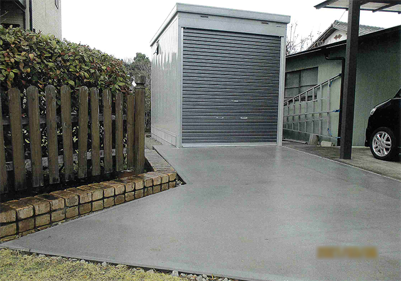 バイクガレージ