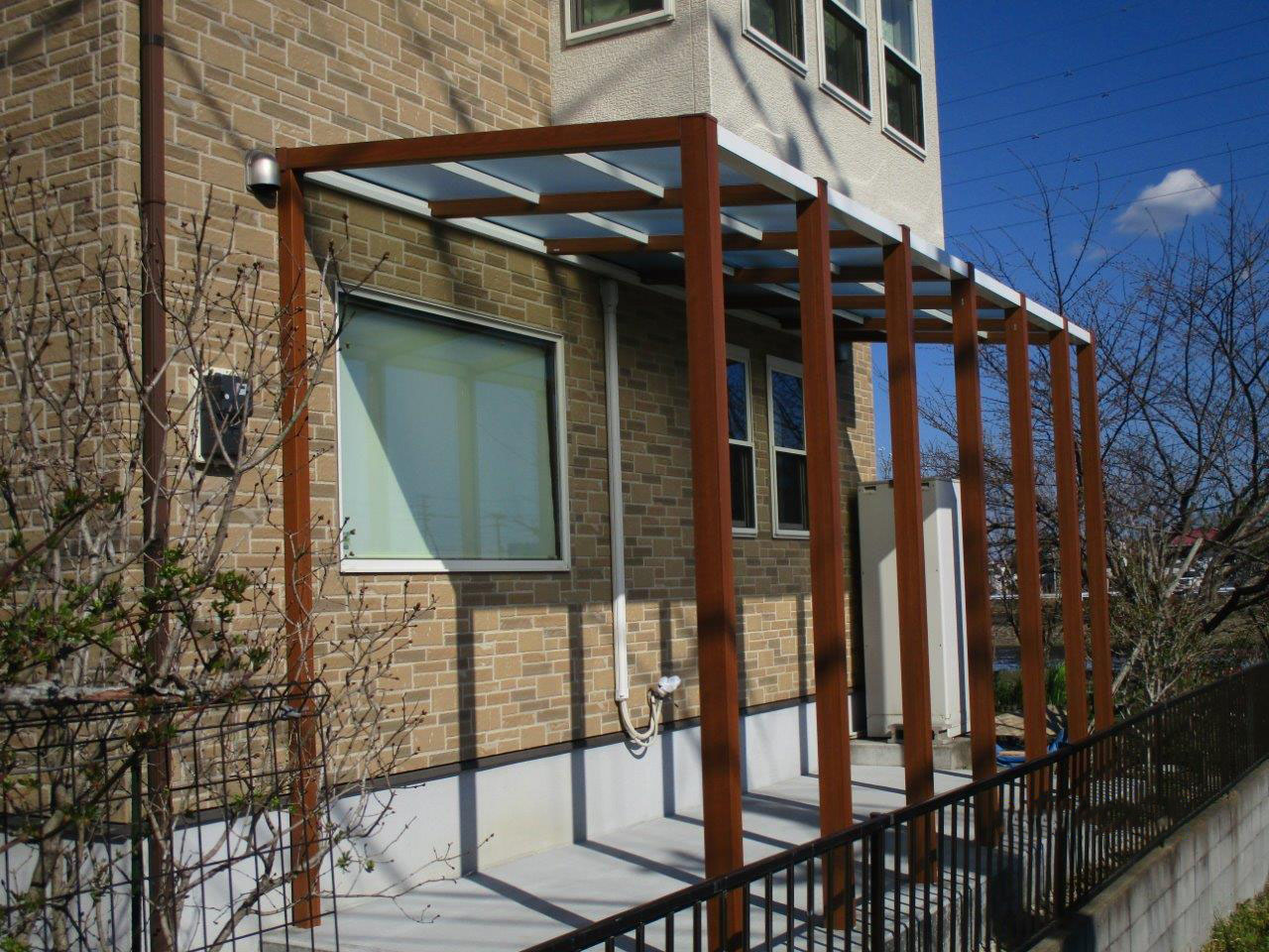 ツートンカラーのテラス