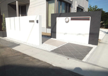 コーディネート性に優れ紺白２系統の風合い！