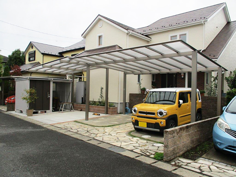 屋根でつながるプライベート空間