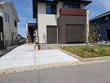 隠れミッキーのお庭