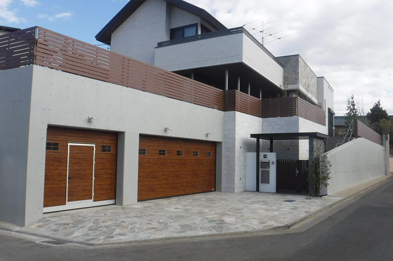 重厚感のあるファサード