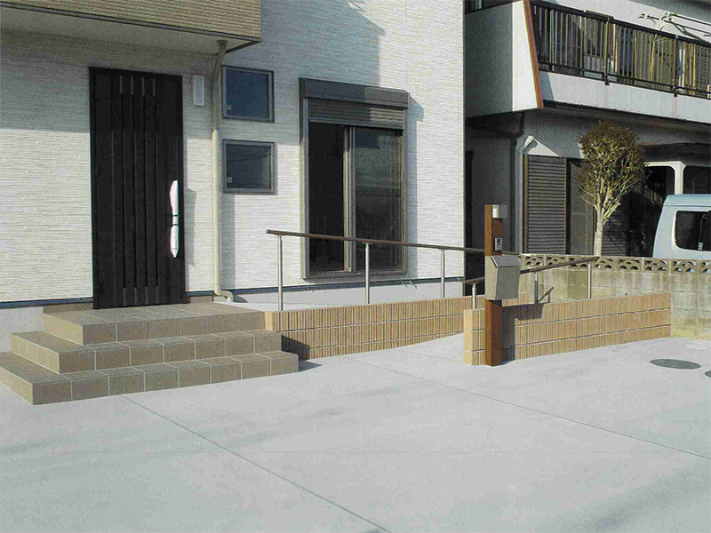 スロープがあるお庭